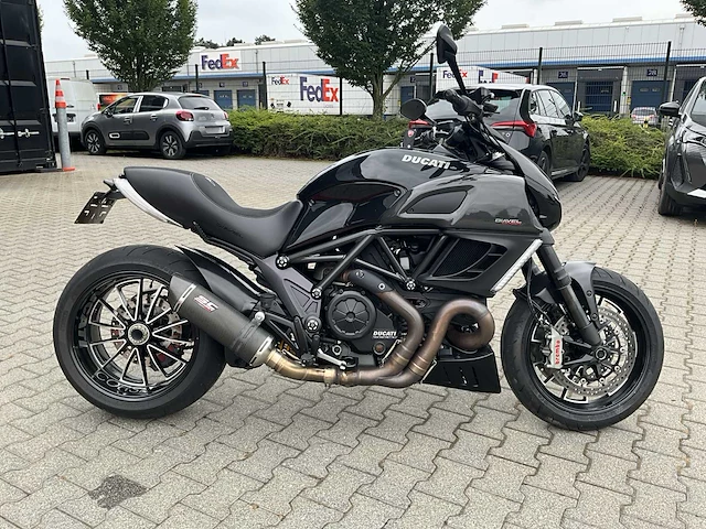 2012 ducati diavel carbon abs - afbeelding 20 van  24