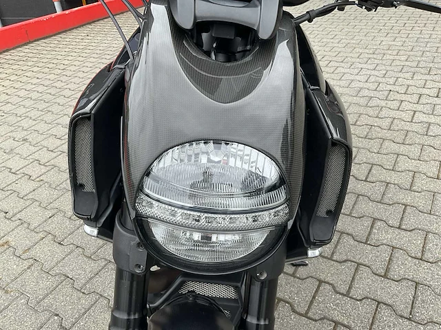 2012 ducati diavel carbon abs - afbeelding 24 van  24