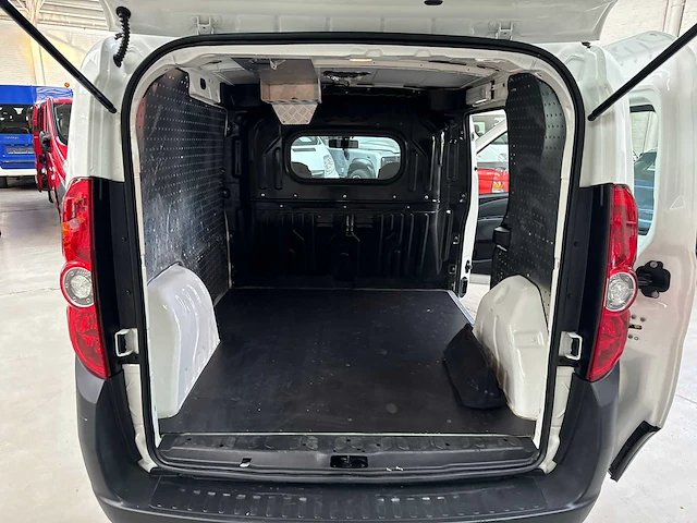 2012 fiat doblo 1.3 diesel - afbeelding 14 van  26