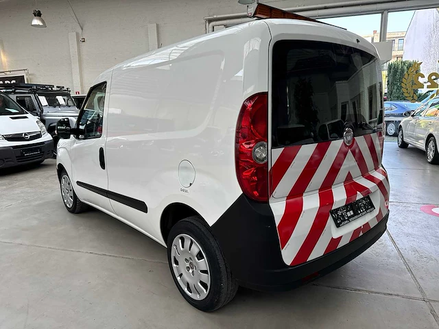 2012 fiat doblo 1.3 diesel - afbeelding 20 van  26