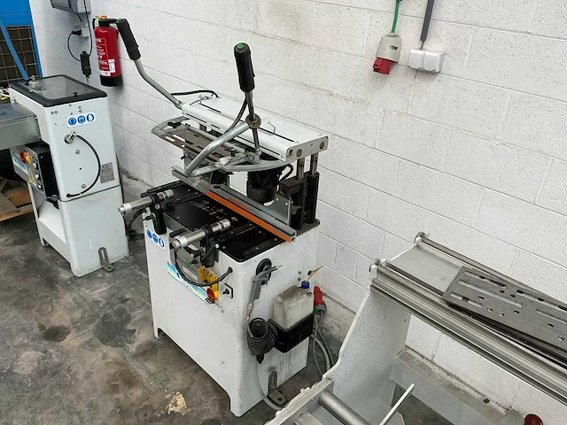 2012 fom industry is05 freesmachines met vast bed - afbeelding 2 van  18