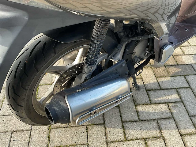 2012 honda sh125 scooter - afbeelding 6 van  23