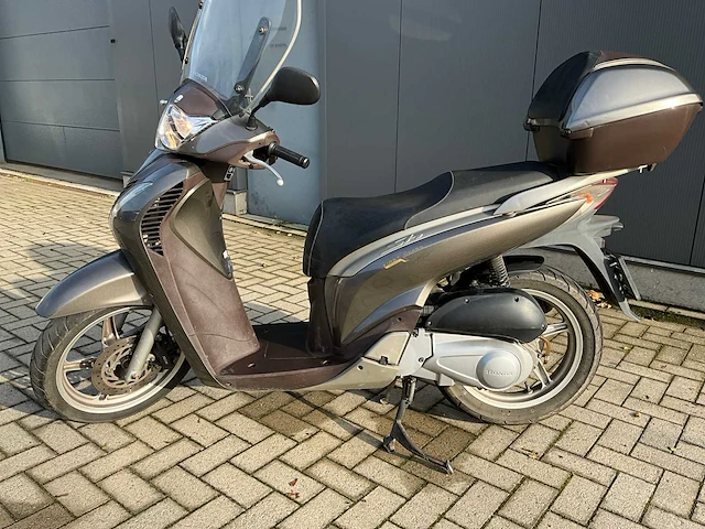 2012 honda sh125 scooter - afbeelding 12 van  23