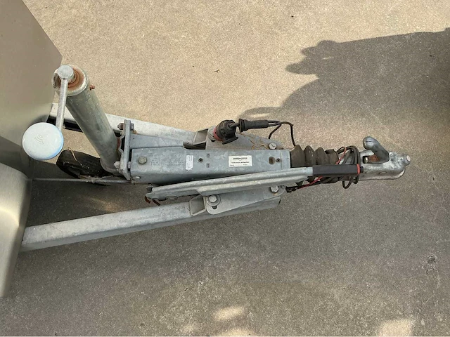 2012 humbaur hk2500ra oliebollenkraam - afbeelding 39 van  44