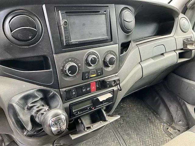 2012 iveco 70c17 vrachtwagen - afbeelding 4 van  27