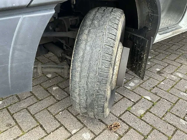 2012 iveco 70c17 vrachtwagen - afbeelding 7 van  27