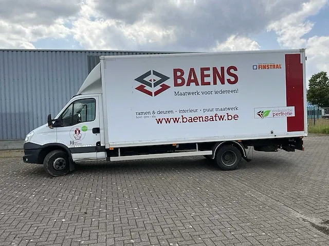 2012 iveco 70c17 vrachtwagen - afbeelding 12 van  27