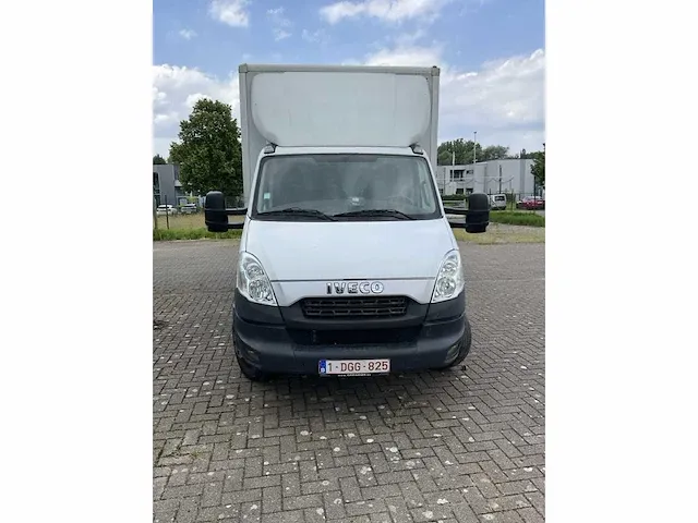 2012 iveco 70c17 vrachtwagen - afbeelding 26 van  27