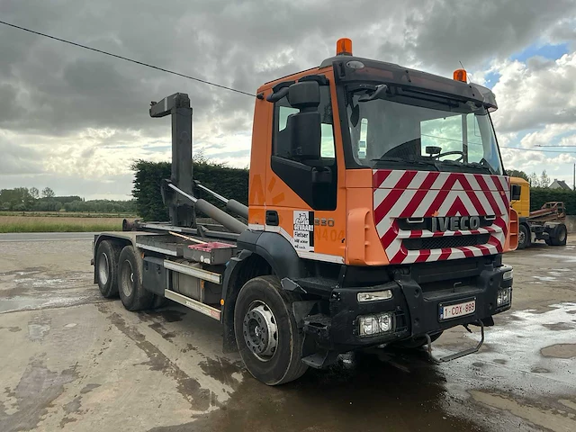 2012 iveco trakker 330 eev vrachtwagen met containerhaak - afbeelding 21 van  27