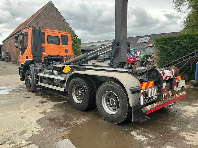 2012 iveco trakker 330 eev vrachtwagen met containerhaak - afbeelding 25 van  27
