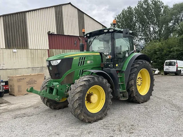 2012 john deere 6210r vierwielaangedreven landbouwtractor - afbeelding 1 van  26