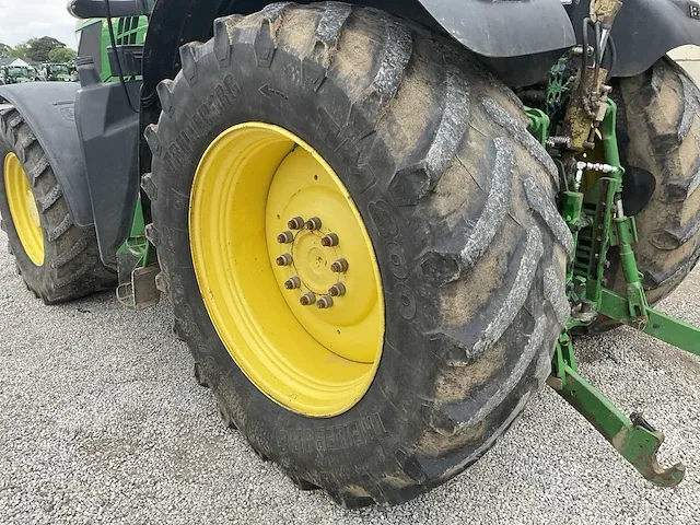 2012 john deere 6210r vierwielaangedreven landbouwtractor - afbeelding 13 van  26