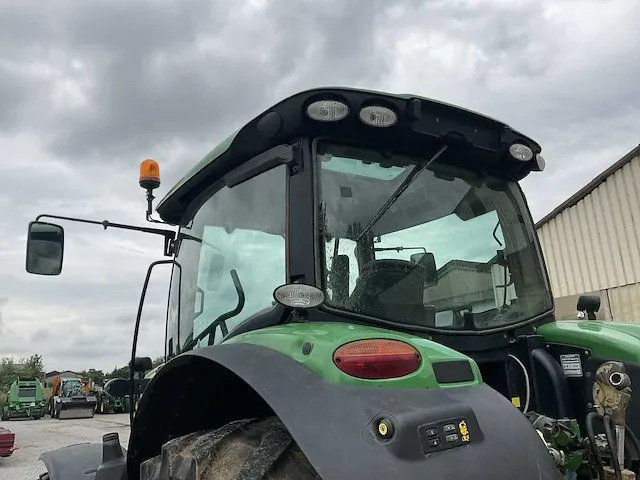 2012 john deere 6210r vierwielaangedreven landbouwtractor - afbeelding 14 van  26