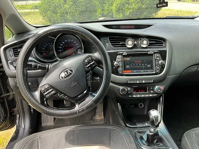 2012 kia new rio personenauto - afbeelding 4 van  32