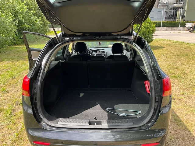 2012 kia new rio personenauto - afbeelding 14 van  32