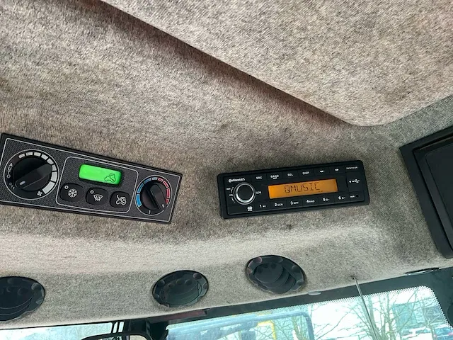 2012 massey ferguson 7499 dyna-vt - afbeelding 32 van  52
