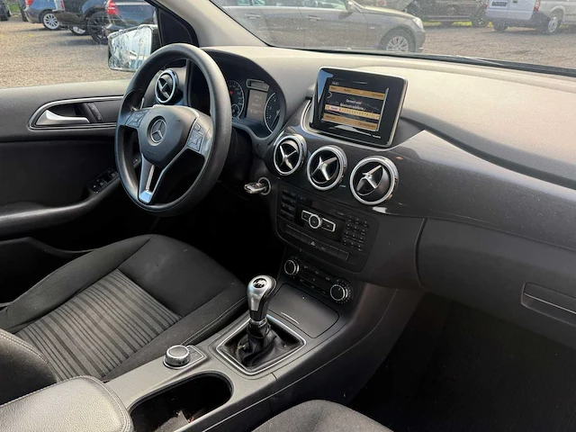 2012 mercedes-benz b 180 - afbeelding 4 van  17