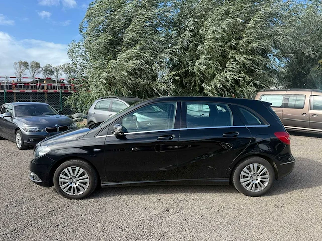 2012 mercedes-benz b 180 - afbeelding 10 van  17