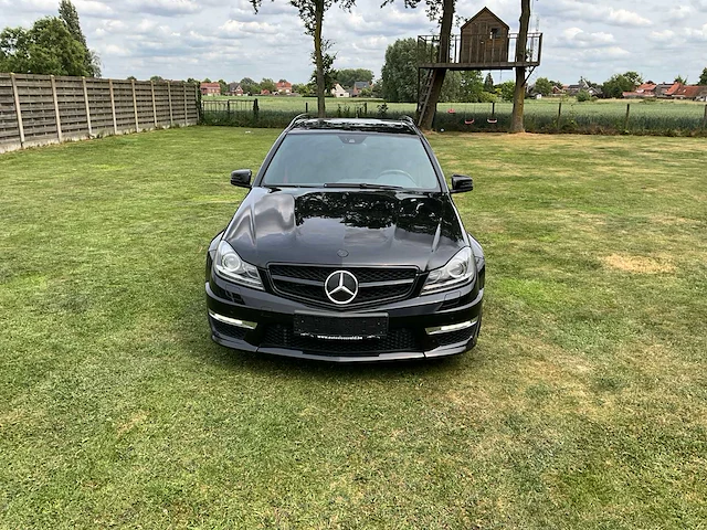 2012 mercedes-benz c 63 amg personenauto - afbeelding 18 van  24