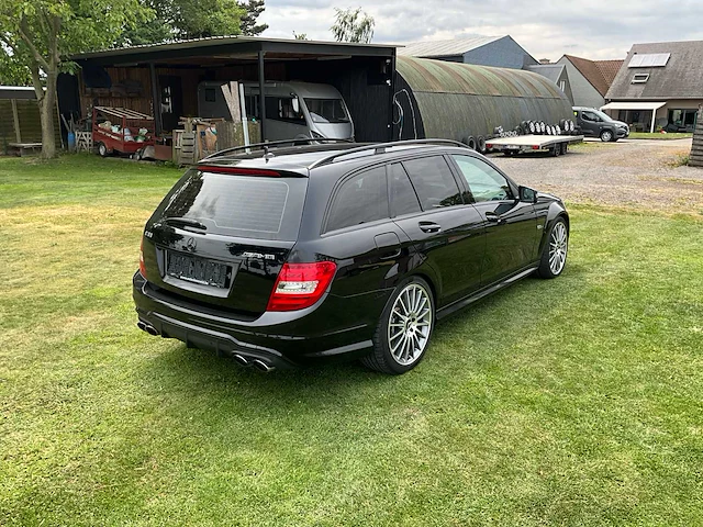 2012 mercedes-benz c 63 amg personenauto - afbeelding 22 van  24