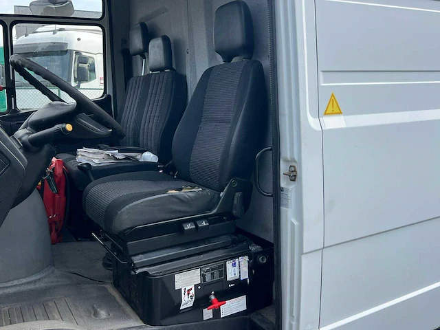 2012 mercedes-benz vario vrachtwagen - afbeelding 18 van  29