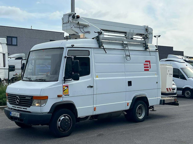2012 mercedes-benz vario vrachtwagen - afbeelding 2 van  29