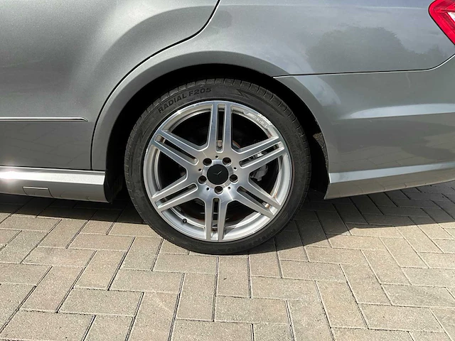 2012 mercedes e200cdi amg personenauto - afbeelding 3 van  42