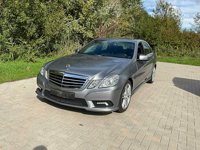 2012 mercedes e200cdi amg personenauto - afbeelding 1 van  42