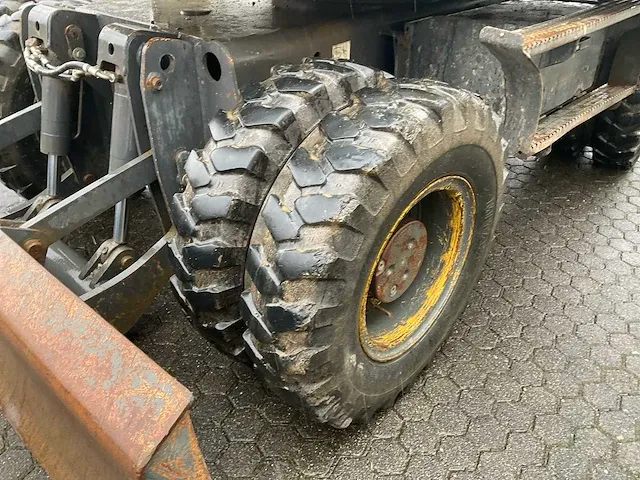 2012 new holland we150 banden graafmachine - afbeelding 22 van  46