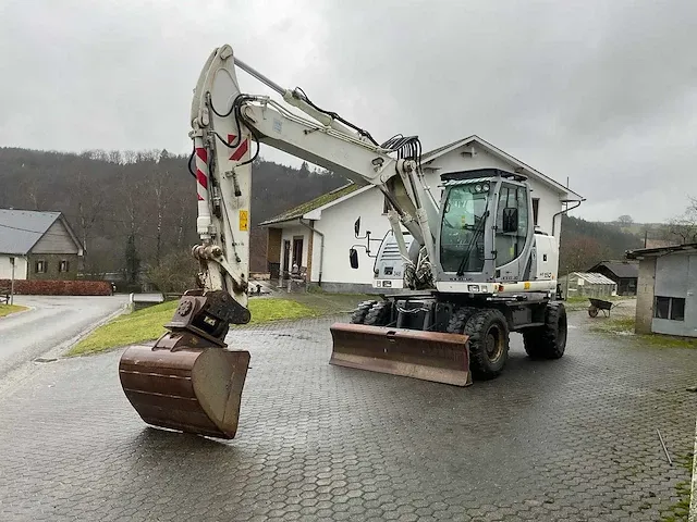 2012 new holland we150 banden graafmachine - afbeelding 23 van  46