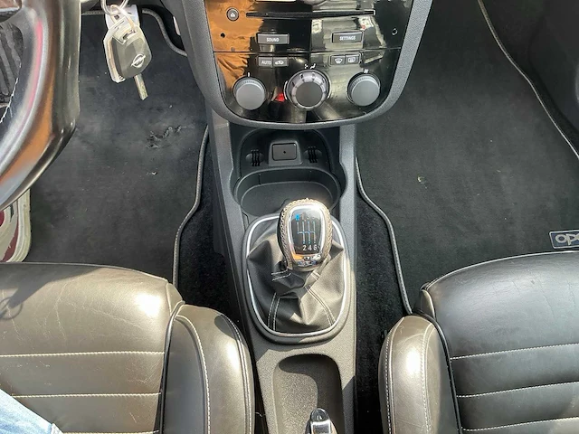 2012 opel corsa 1.6 i opc hatchback auto - afbeelding 11 van  40