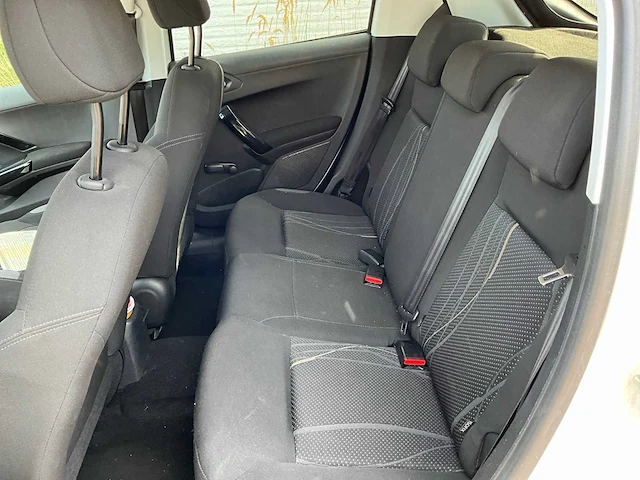 2012 peugeot 208 personenauto - afbeelding 11 van  27