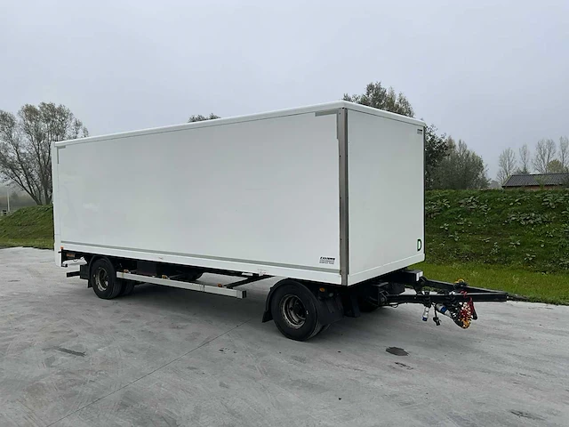 2012 rac10.10n - renders gesloten aanhangwagen met laadbrug - afbeelding 1 van  35