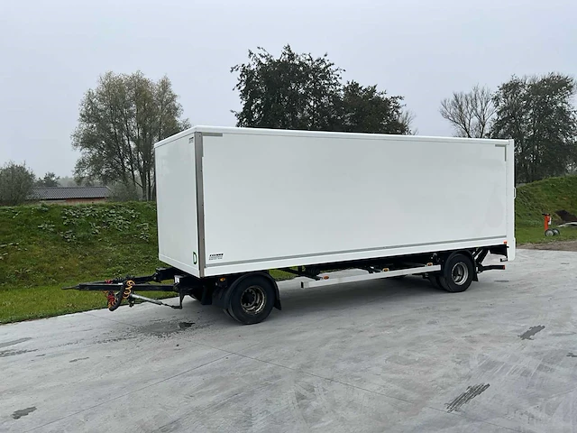 2012 rac10.10n - renders gesloten aanhangwagen met laadbrug - afbeelding 12 van  35