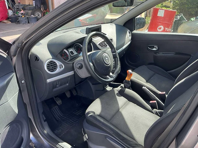 2012 renault clio - afbeelding 3 van  65
