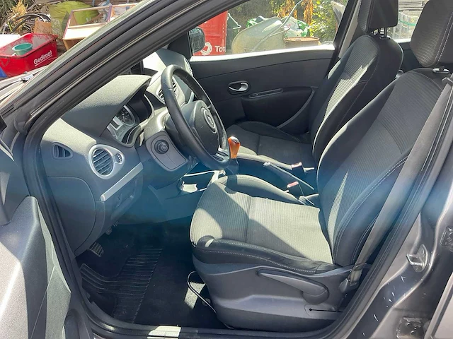2012 renault clio - afbeelding 4 van  65