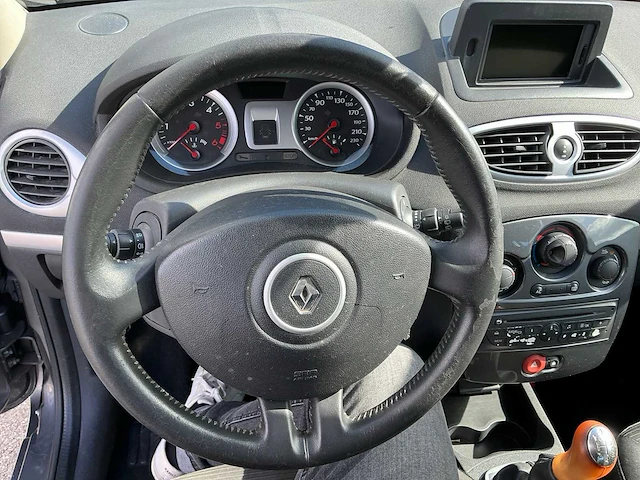 2012 renault clio - afbeelding 6 van  65