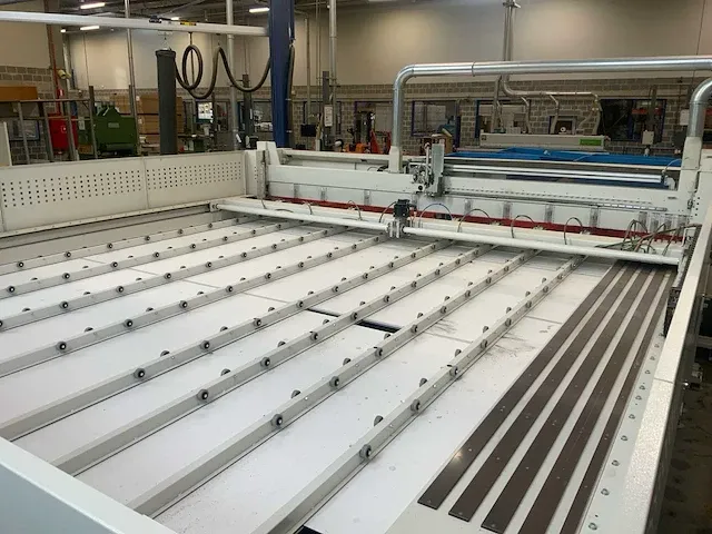 2012 scm sigma impact 87 platen opdeelzaagmachine - afbeelding 27 van  29