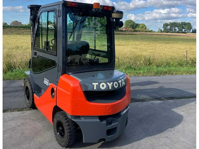 2012 toyota 8fdf25 vorkheftruck - afbeelding 44 van  45