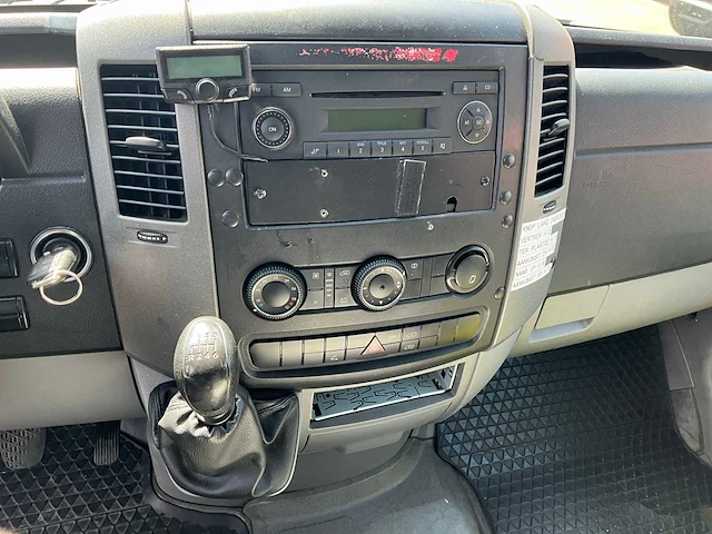 2012 volkswagen crafter ziekenwagen - afbeelding 8 van  66