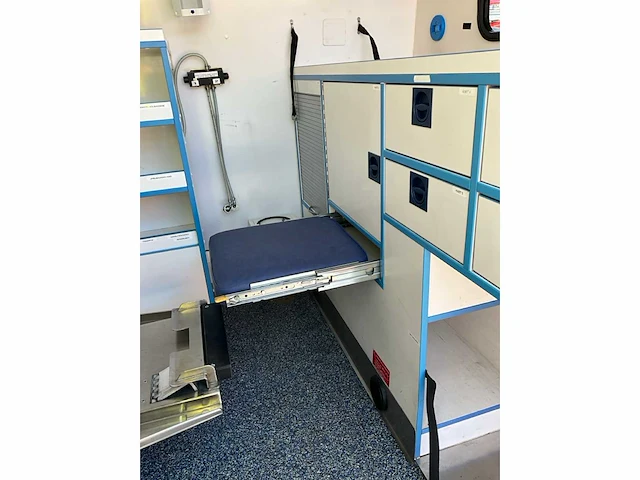 2012 volkswagen crafter ziekenwagen - afbeelding 38 van  66