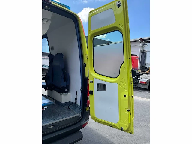 2012 volkswagen crafter ziekenwagen - afbeelding 53 van  66
