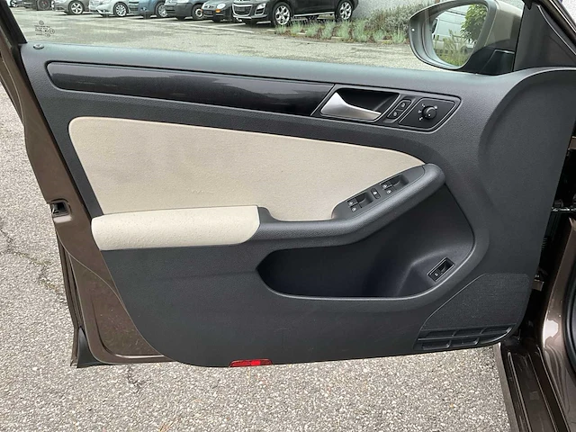 2012 volkswagen jetta - afbeelding 6 van  37