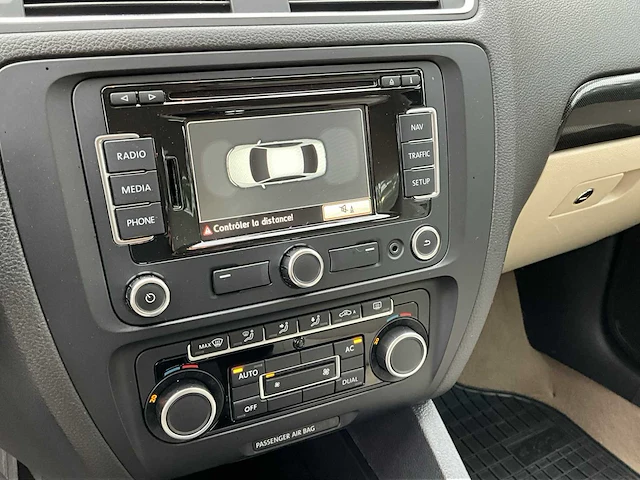 2012 volkswagen jetta - afbeelding 15 van  37