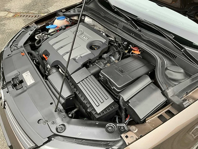 2012 volkswagen jetta - afbeelding 25 van  37