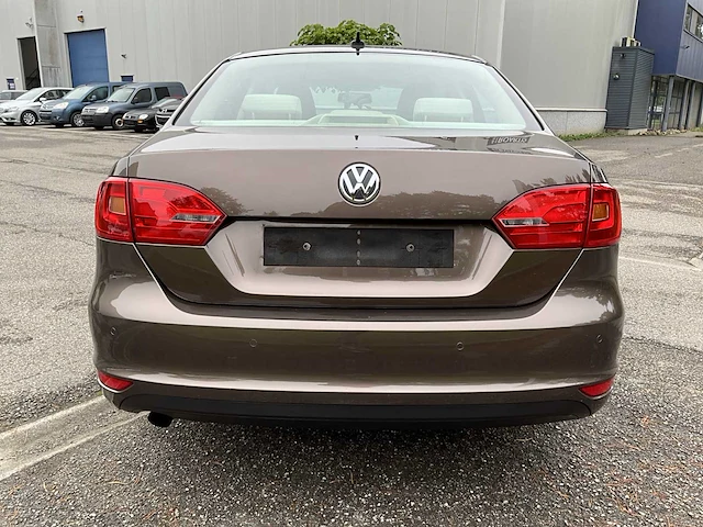 2012 volkswagen jetta - afbeelding 32 van  37