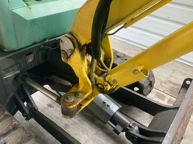 2012 yanmar vio25-4 rupsgraafmachine - afbeelding 15 van  16