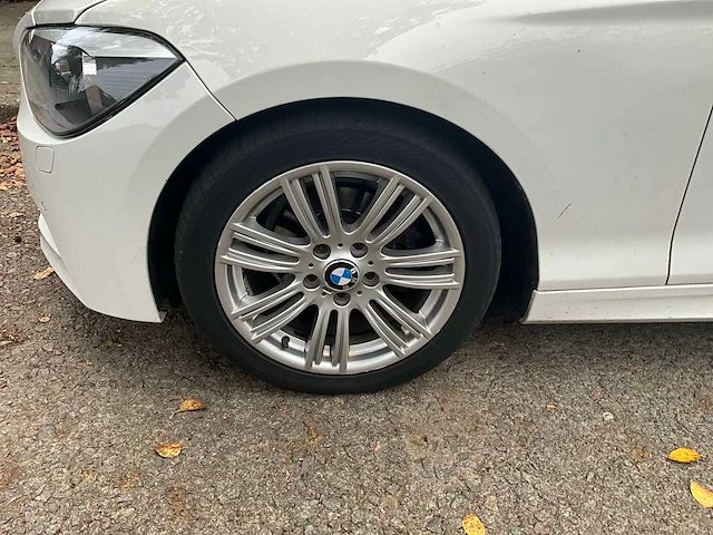 2013 - bmw 116d - personenauto - afbeelding 2 van  33