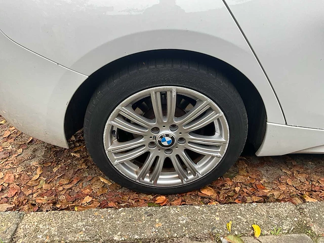 2013 - bmw 116d - personenauto - afbeelding 4 van  33