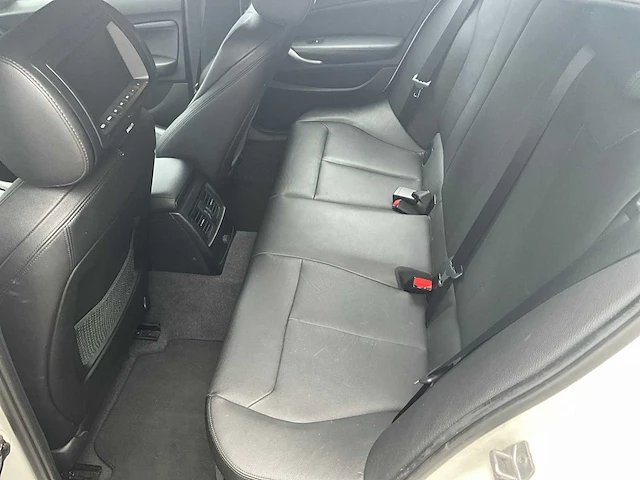 2013 - bmw 116d - personenauto - afbeelding 8 van  33